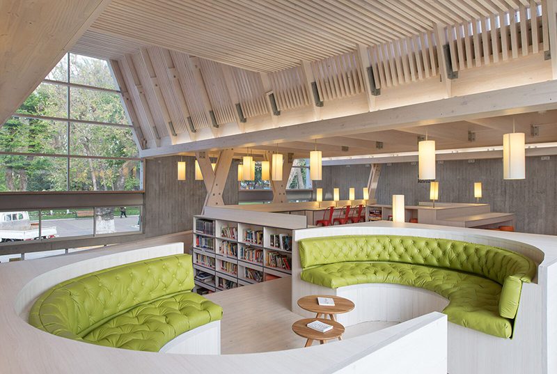 Biblioteca Municipal de Constitución, Chile. Sebastián Irarrazaval Arquitectos, 2016