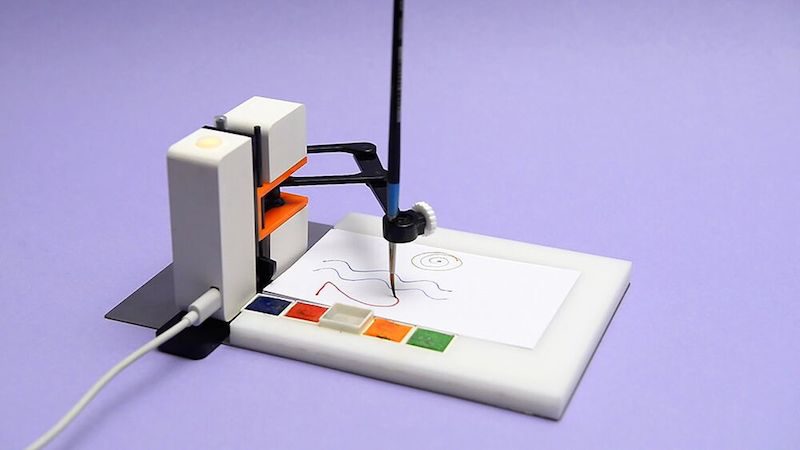 Line-us, el mini brazo robot de Durrell Bishop y Robert Poll