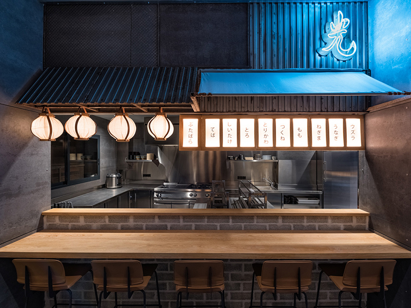 Hikari Yakitori Bar, de Masquespacio. Interiorismo japonés en Valencia