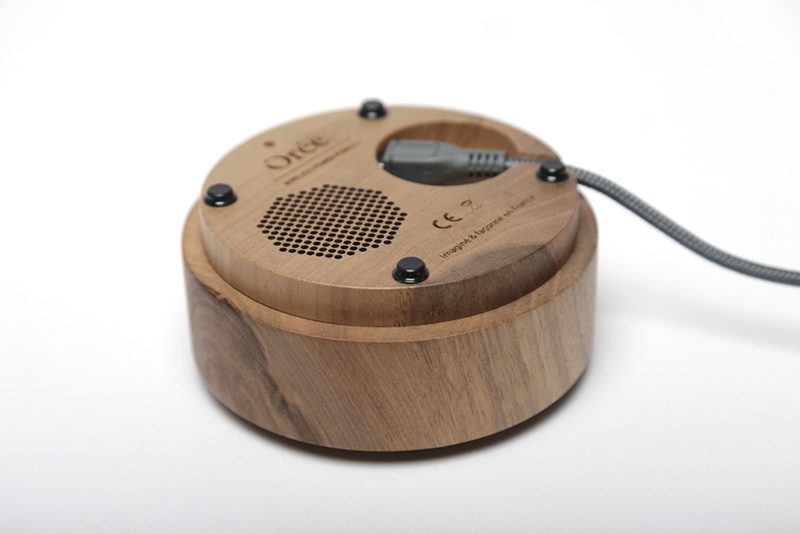 Sistema de altavoces para el dispositivo Orée Pebble, Orée, 2016