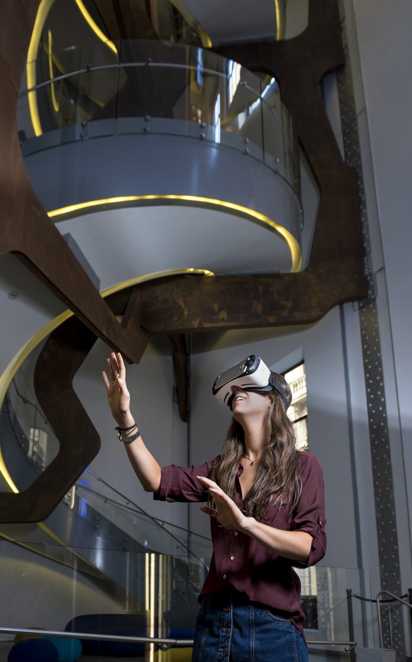 El primer rascacielos, realidad virtual en el Espacio Fundación Telefónica