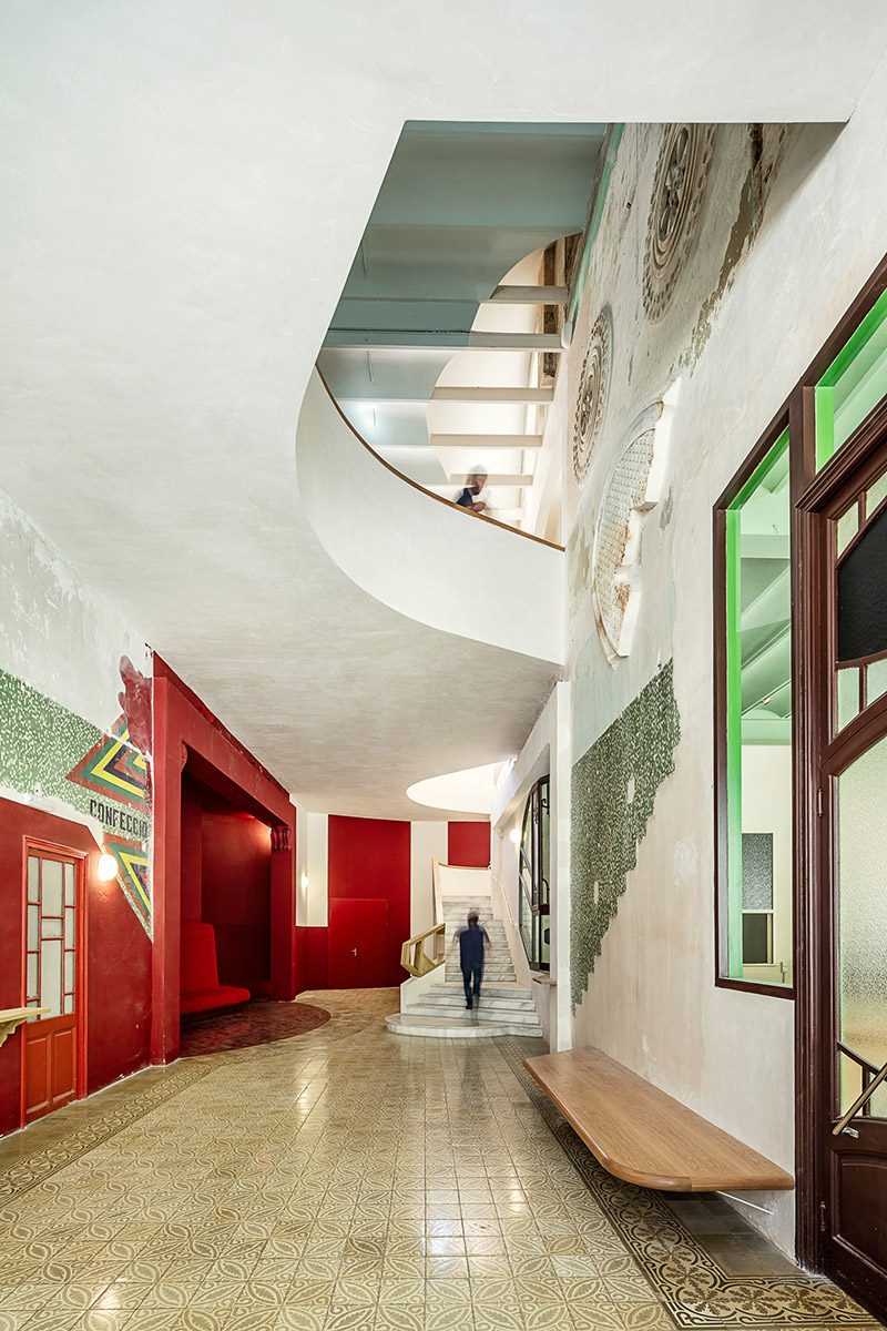Nueva Sala Beckett. Rehabilitación arqueológica de Flores & Prats Arquitectes © Adrià Goula