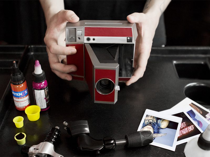 Lomo’Instant Square. La nueva cámara plegable de Lomography