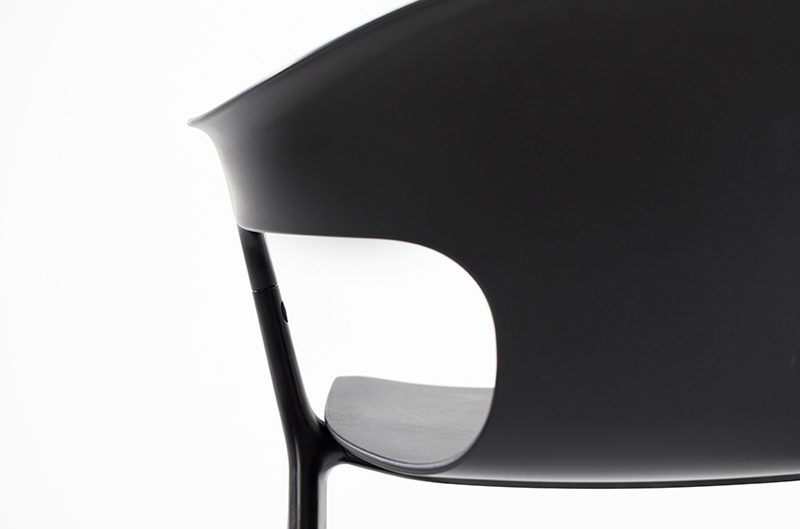 AXYL, la nueva línea de muebles de Layer para Allermuir