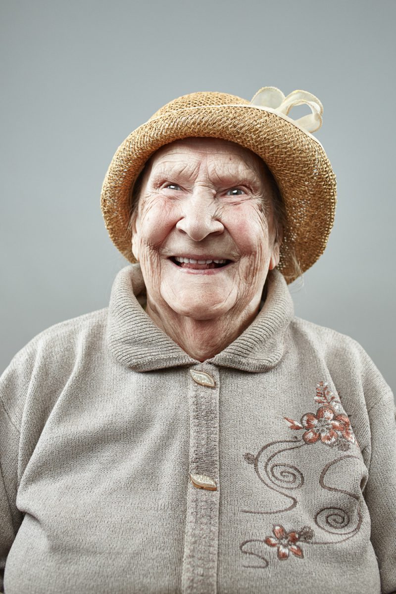 Smile doesn't get old, un proyecto fotográfico de Irina Muravyova e Ilya Nodia