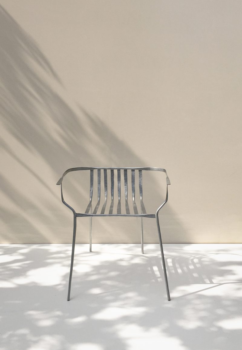 Concave: Un nuevo lenguaje para una silla de exterior, de Christian Heikoop