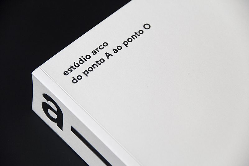 Do Ponto A ao Ponto O, autoidentidad gráfica de Estudio Arco 