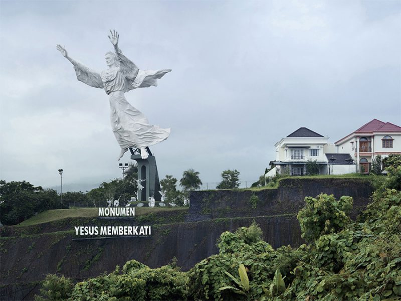 Colosses: Estatuas monumentales retratadas por Fabrice Fouillet 