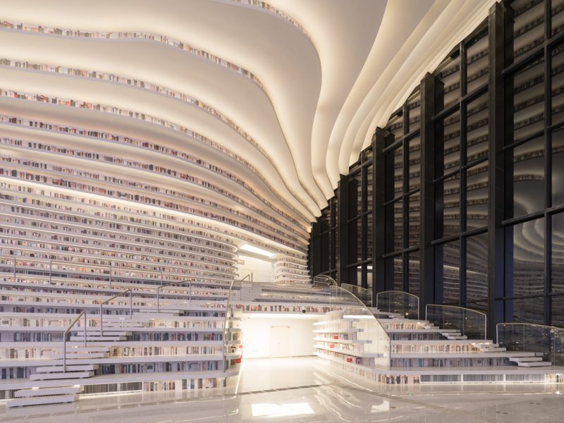 Tianjin Binhai Library, la biblioteca envolvente de MVRDV en China. © MVRDV