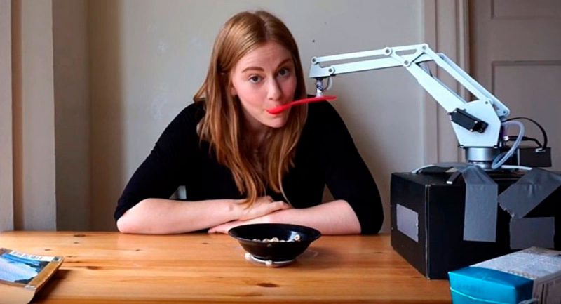 Simone Giertz, la reina de los robots. El triunfo del fracaso