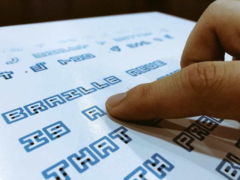 Braille para todos, una apuesta tipográfica y un desafío de inclusión