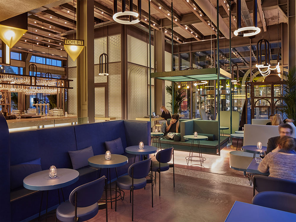 The Commons, el restaurante con aires industriales de Studio Modijefsky