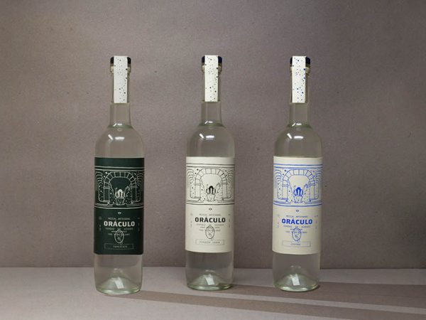 Misticismo en el branding de Karla Heredia para el mezcal Oráculo