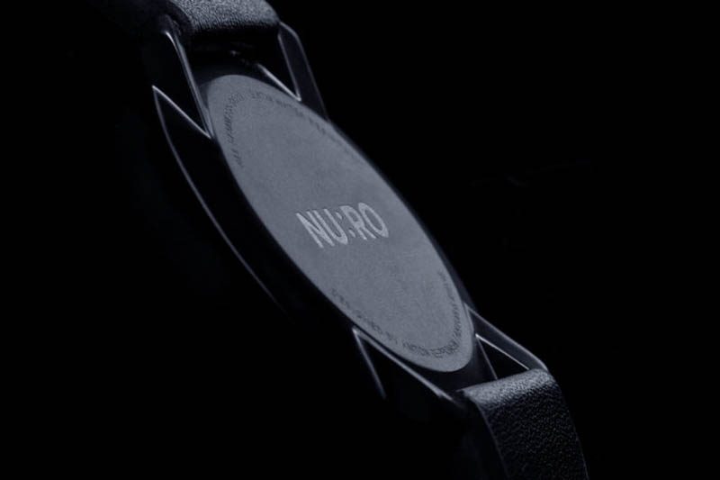 NU:RO, el reloj analógico y minimalista del estudio Anton & Irene