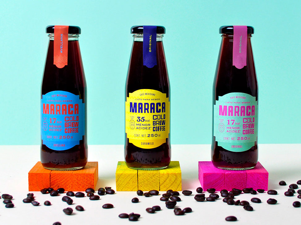 Maraca, un proyecto integral de Firmalt. Color para un café helado