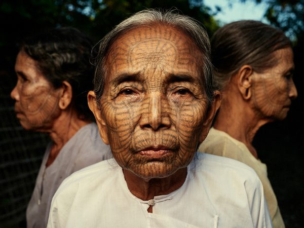 La fotografía tribal de Adam Kozioł. Tras un legado en extinción 