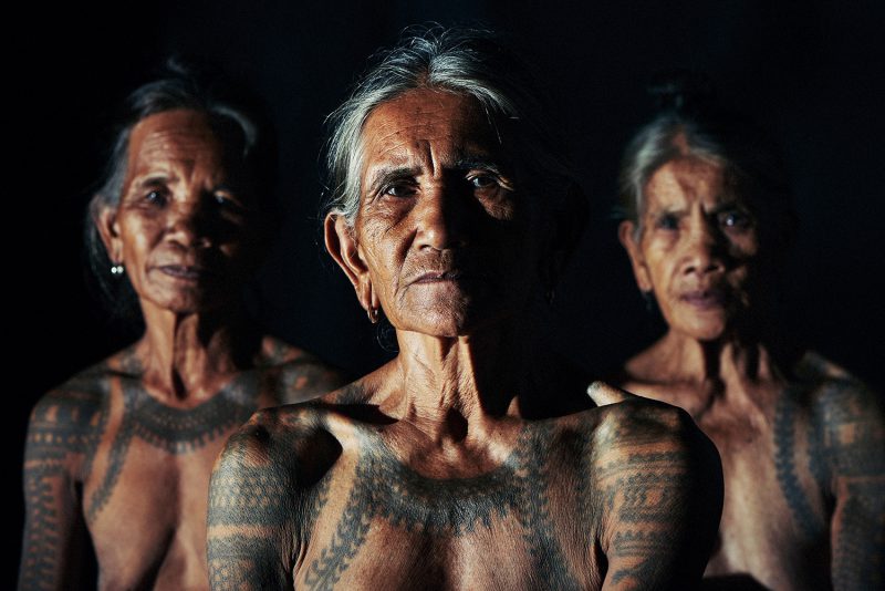 La fotografía tribal de Adam Kozioł. Tras un legado en extinción 