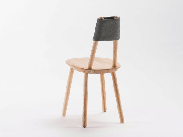 Naïve, la silla simple de Emko. Buen diseño lituano