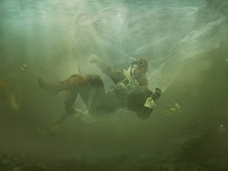 The Tales of Old Father Thames, la oda fotográfica de Julia Fullerton-Batten