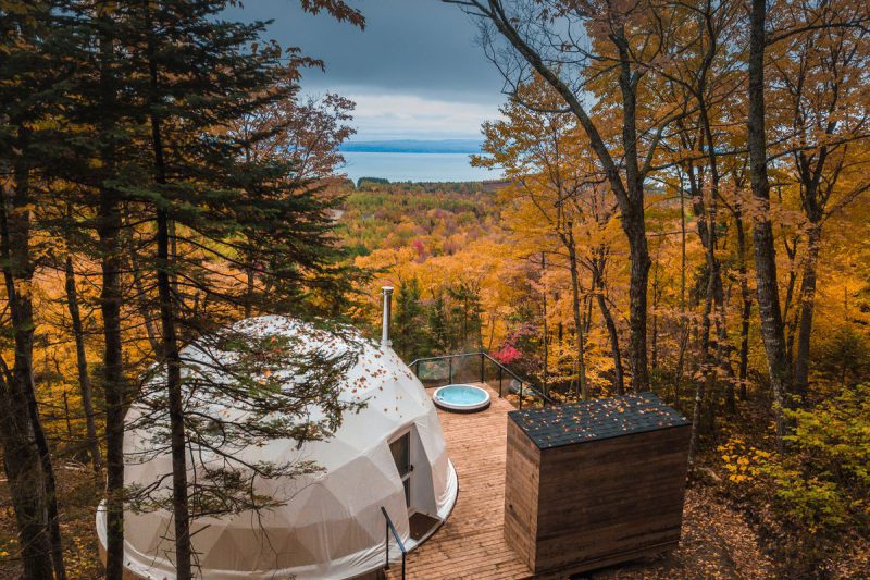 Dômes de Charlevoix, sistema de cúpulas geodésicas de Bourgeois / Lechasseur Architectes