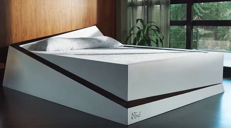 Lane-Keeping Bed, la cama inteligente de Ford. Cada uno en su lado