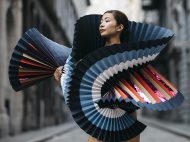 PLI.É, un proyecto de Pauline Loctin y Melika Dez. Danza, ciudades y papel doblado