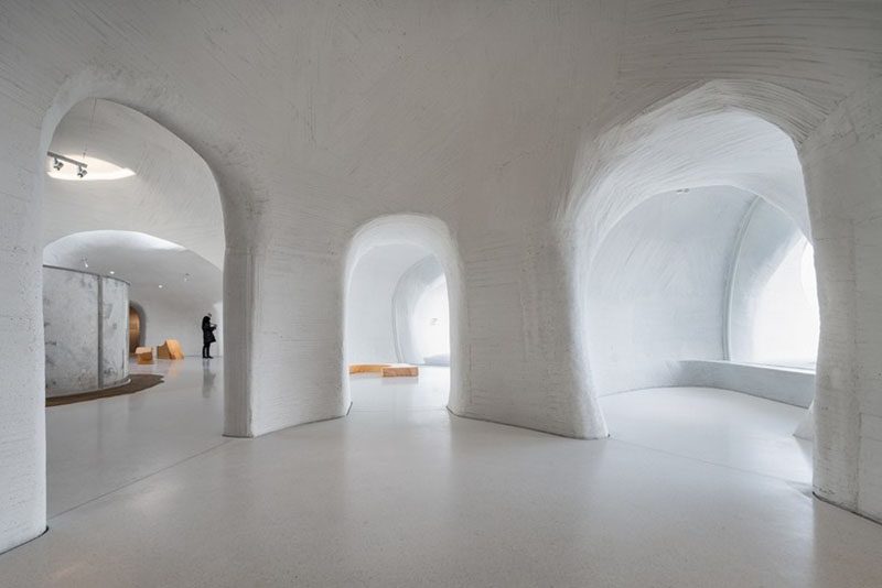 UCCA Dune, un museo de arte enterrado en la arena por el estudio Open