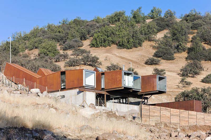 Casa Oruga. Simbiosis entre obra y paisaje, en la vivienda diseñada por Sebastián Irarrázaval