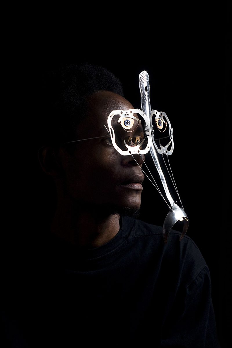 C-Stunners, la colección de gafas escultóricas de Cyrus Kabiru