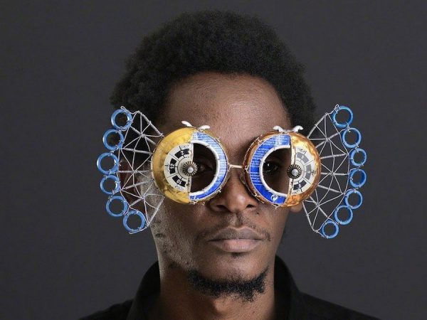 C-Stunners, la colección de gafas escultóricas de Cyrus Kabiru