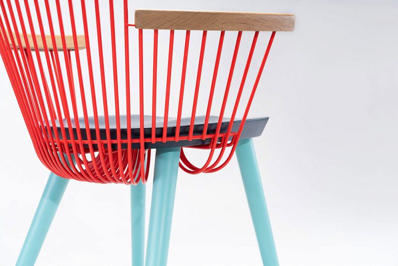 WW Chair, de Studio Makgill para Hayche. La reinterpretación de un éxito a través del color. © Hayche