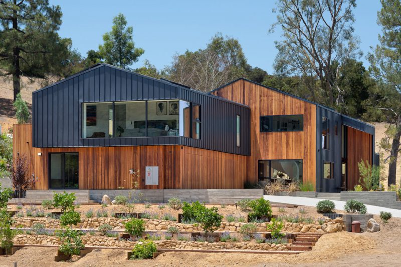 Residencia Saddle Peak, de Aux Architecture. © Grant Mudford