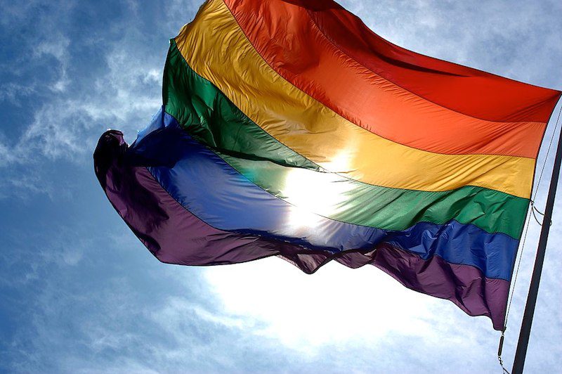 50 aniversario del orgullo gay: ¿Por qué se popularizó la bandera arcoíris?