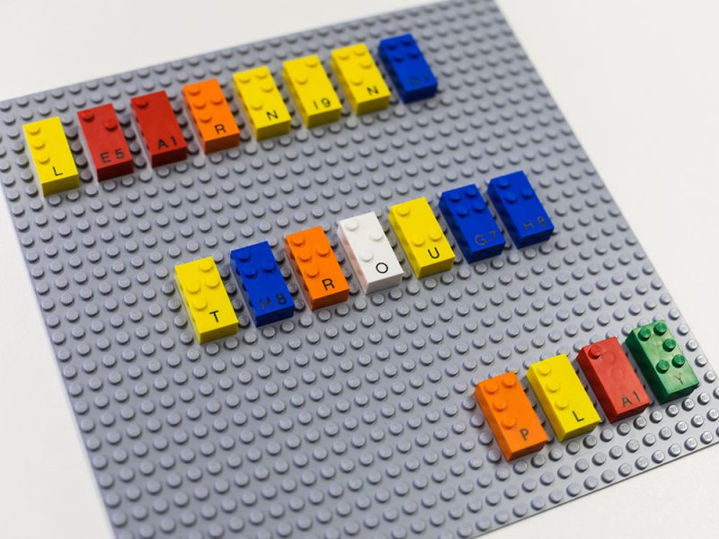 LEGO® Braille Bricks, para que los niños aprendan Braille jugando