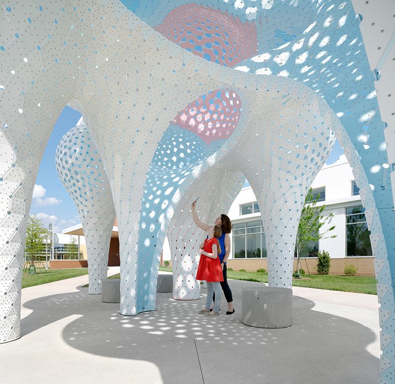 Pillars of Dreams, un pabellón en forma de nube de Marc Fornes/THEVERYMANY © Naaro