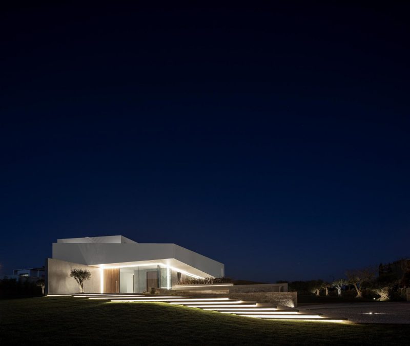 Casa Belas, el club de campo diseñado por el estudio Bica Arquitectos