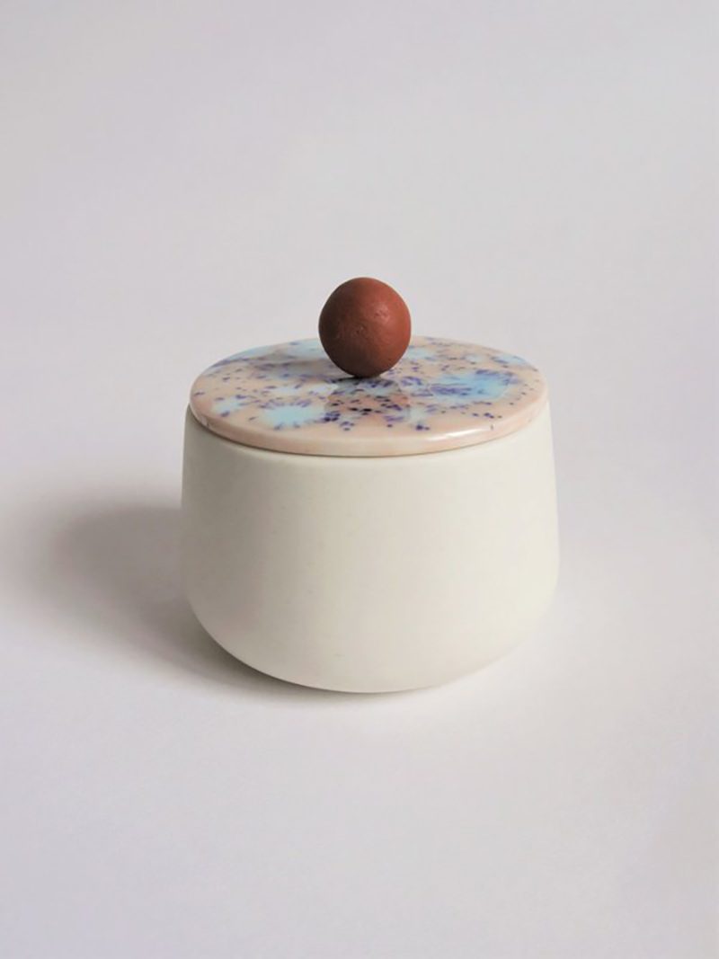 Sculptural Series: arte y funcionalidad se unen en la porcelana de Laura Itkonen