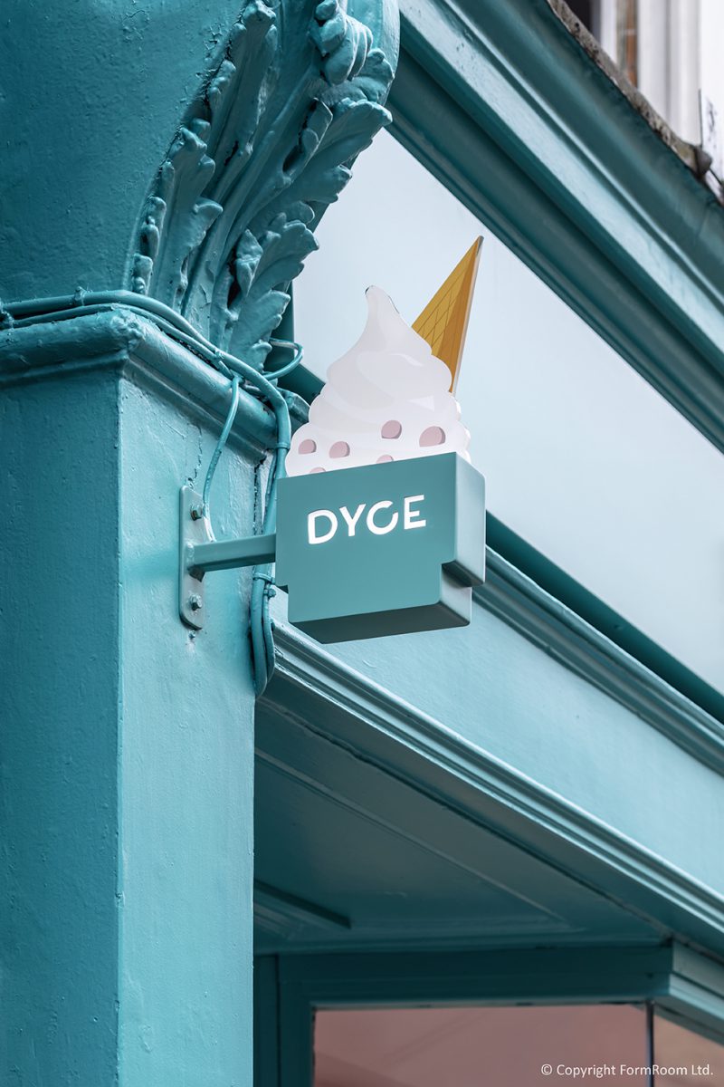 Dyce: helados, redes sociales y Dalí en el último trabajo de FormRoom