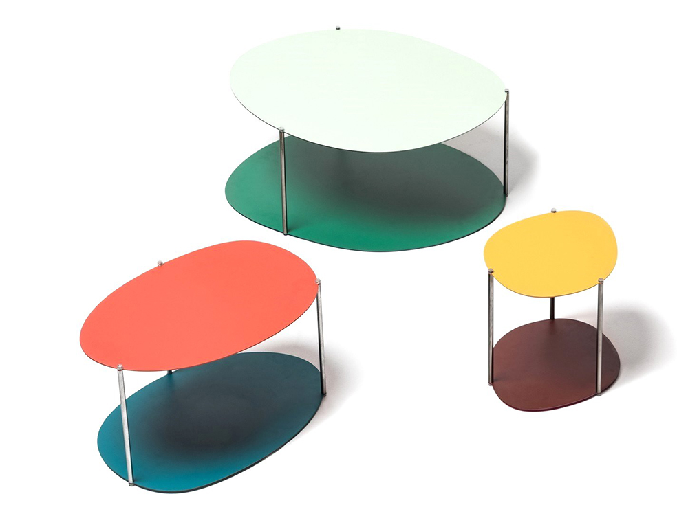 Picos, las mesas auxiliares de Claesson Koivisto Rune. Formas orgánicas, inspiración años 70