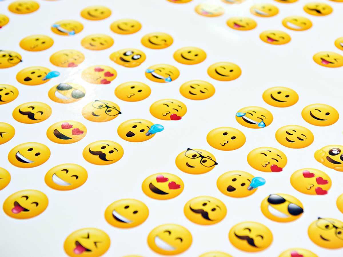 A 20 años de su creación, Fundéu BBVA elige a los emojis como la palabra del año