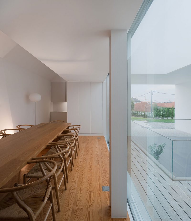 House In Leiria, de Aires Mateus. El diseño de una verdadera casa minimalista