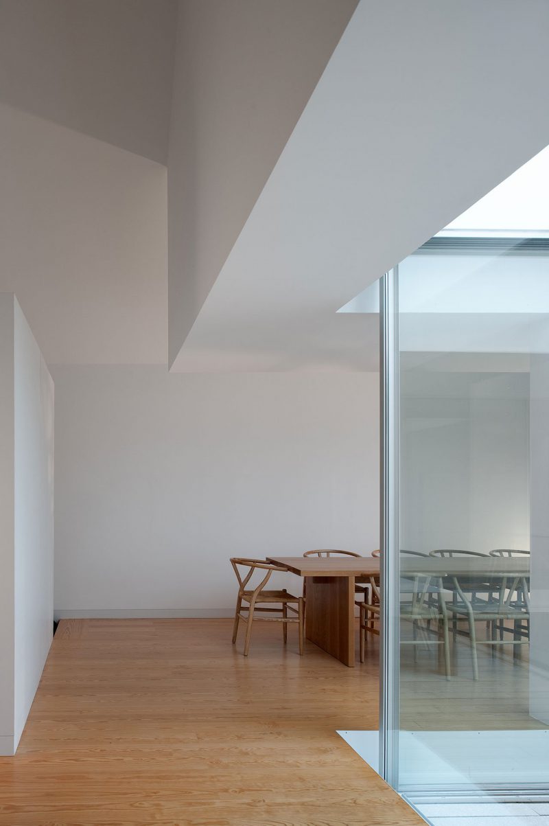 House In Leiria, de Aires Mateus. El diseño de una verdadera casa minimalista