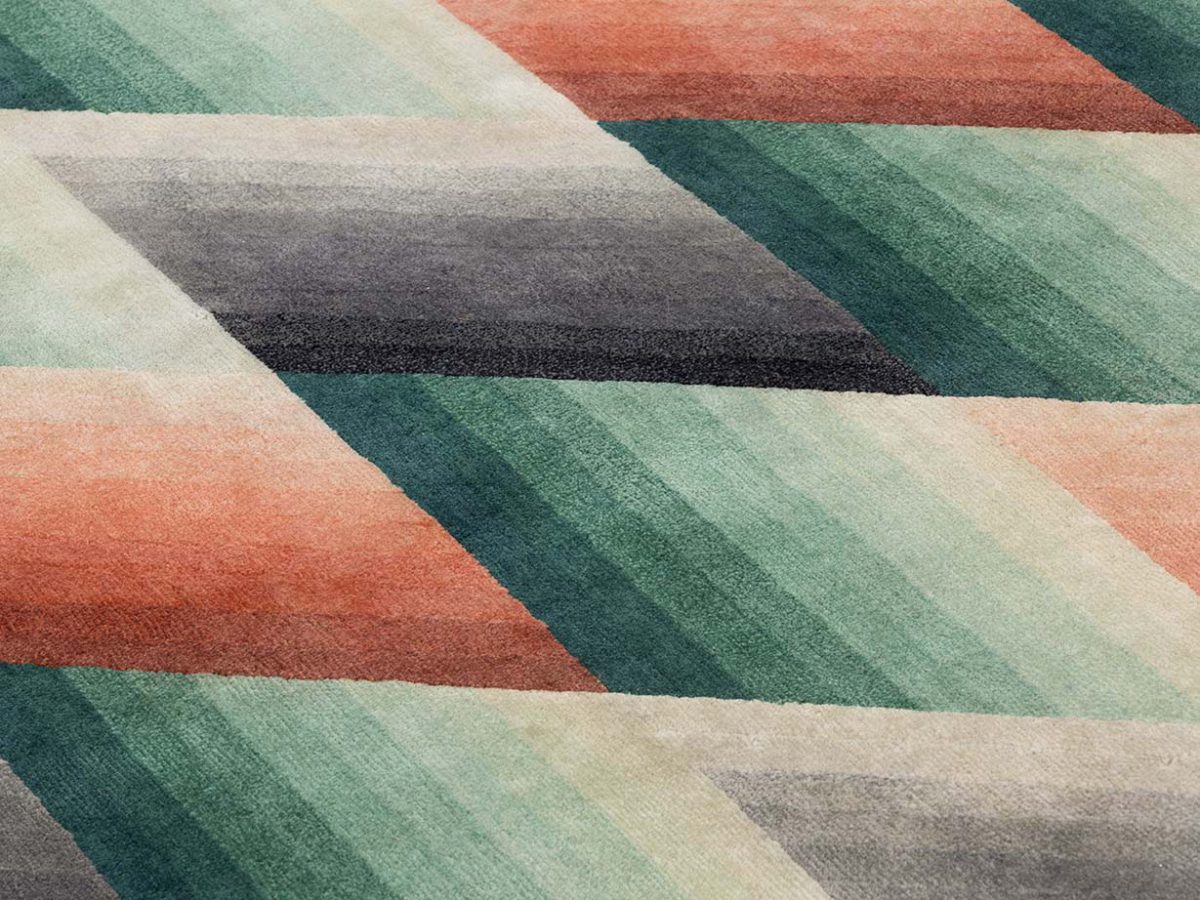 Mirage, la geometría de una alfombra. Patricia Urquiola para Gan
