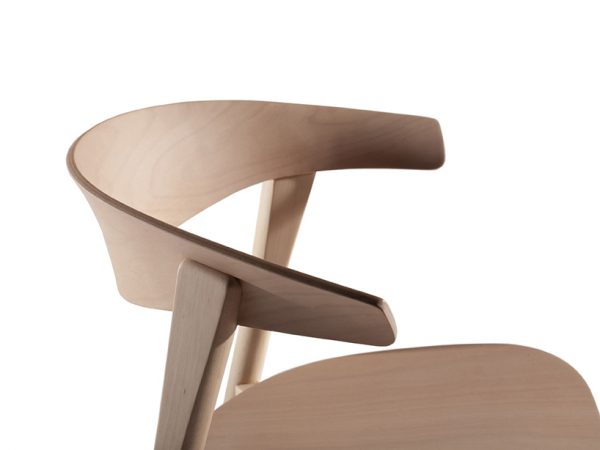 Nix, la multipremiada silla de Patrick Norguet para Capdell