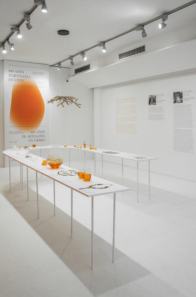 Exposición 100 años de artesanía en vidrio. Vidrio Sorribes, tres generaciones. 1920-2020