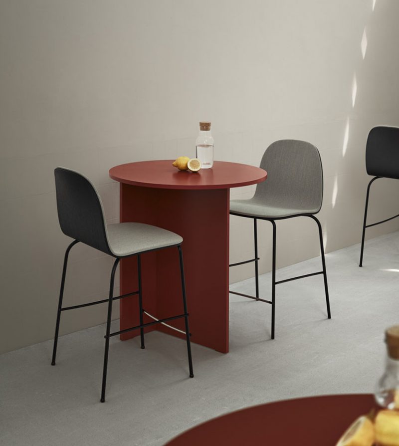 Terra, la colección de asientos de Isaac Piñeiro para Omelette. La sobriedad del buen diseño