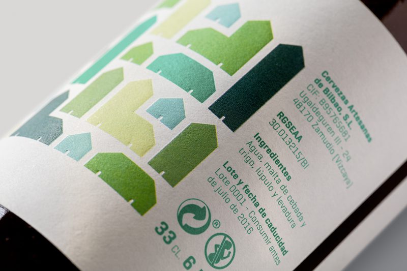 La caja de tipos desarrolla el branding y el packaging de Urbanbeer