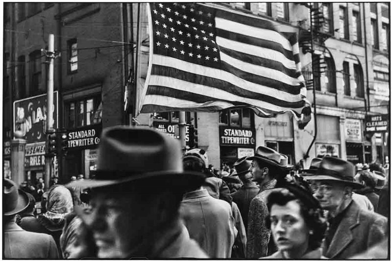 La obra de Elliott Erwitt en el Leica Gallery Madrid. Una vida dedicada a la fotografía