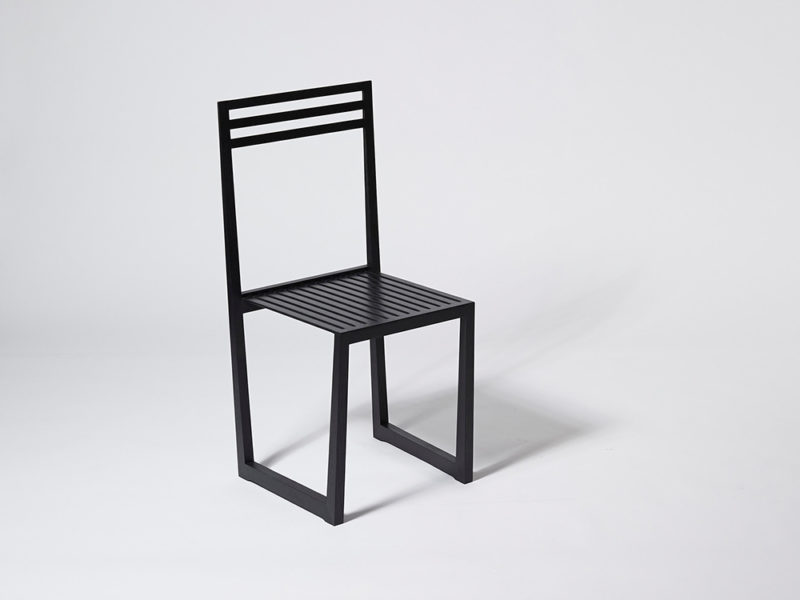 Peter Otto Vosding explora los limtes del minimalismo con su silla Mμ