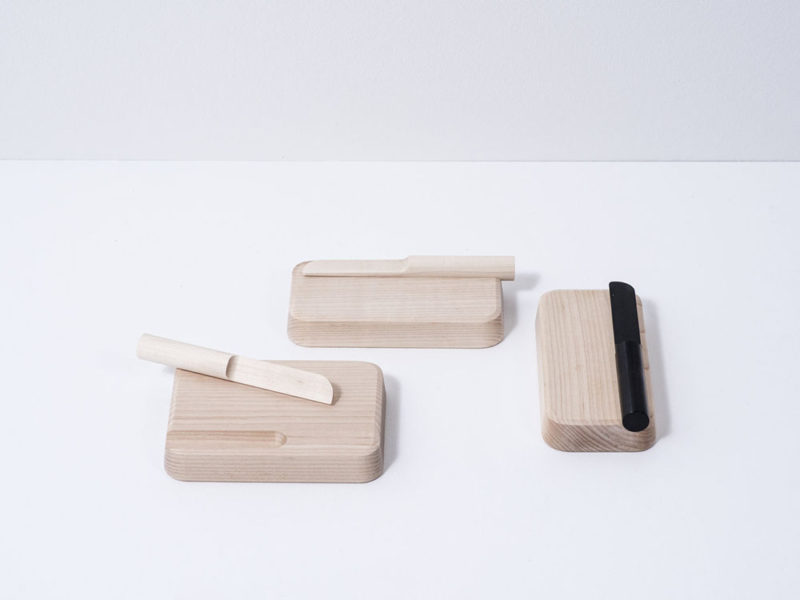 Butter Dish & Butter Knife, los utensilios de cocina de Studio Gorm